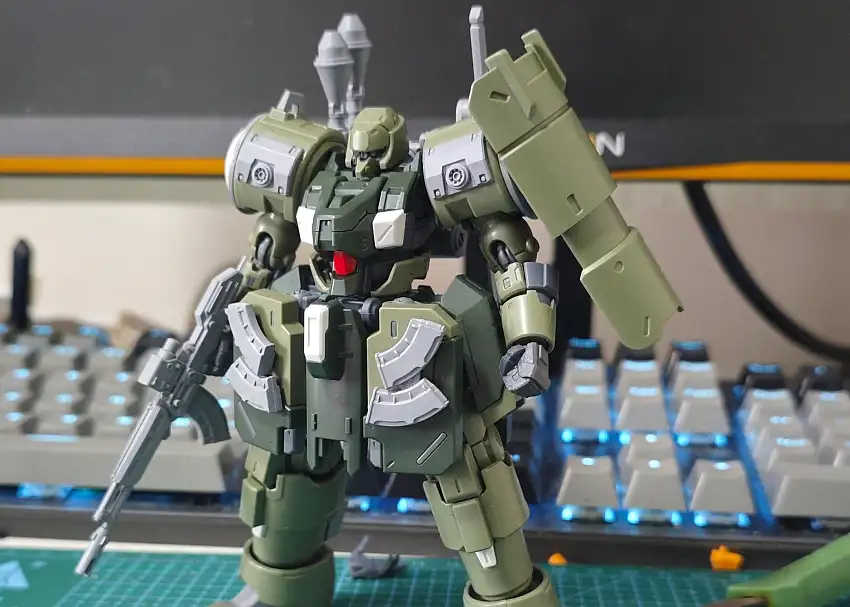 Ultra Action Trooper Series ZA-08 Zarov M1 (Jungle Green Ver.) 1/144 Model Kit