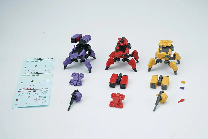 Ultra Action Trooper Series Lycosidae Squad Plastic 1/144 Scale Model Kit (Eva-Themed) (Set of 3)