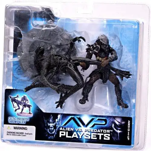 McFarlane Toys Alien vs Predator Alien vs. Predator Movie Playsets Celtic Predator Throws Alien Action Figure Set