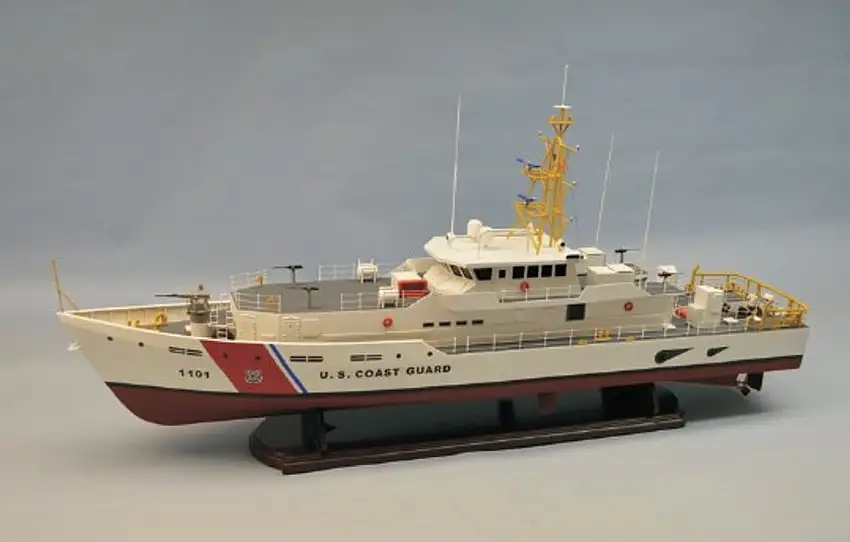 39" USCG Fast Response Cutter Boat Kit (1/48) Dumas