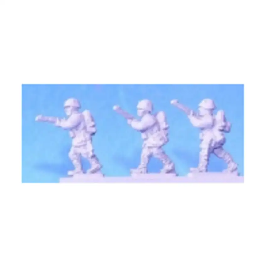 #108 Italian Infantry Advancing